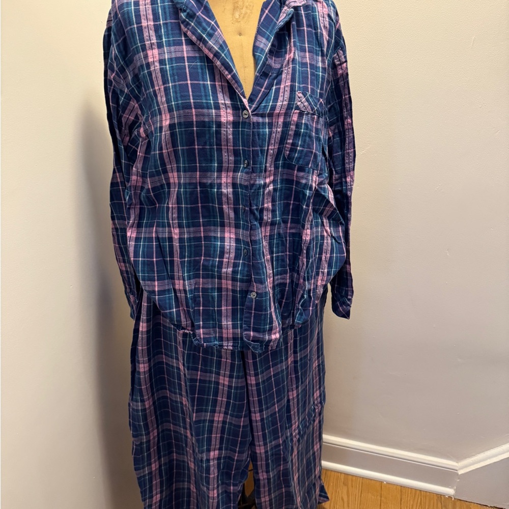 Victoria's Secret Blue and Pink Pajama Set Intimates